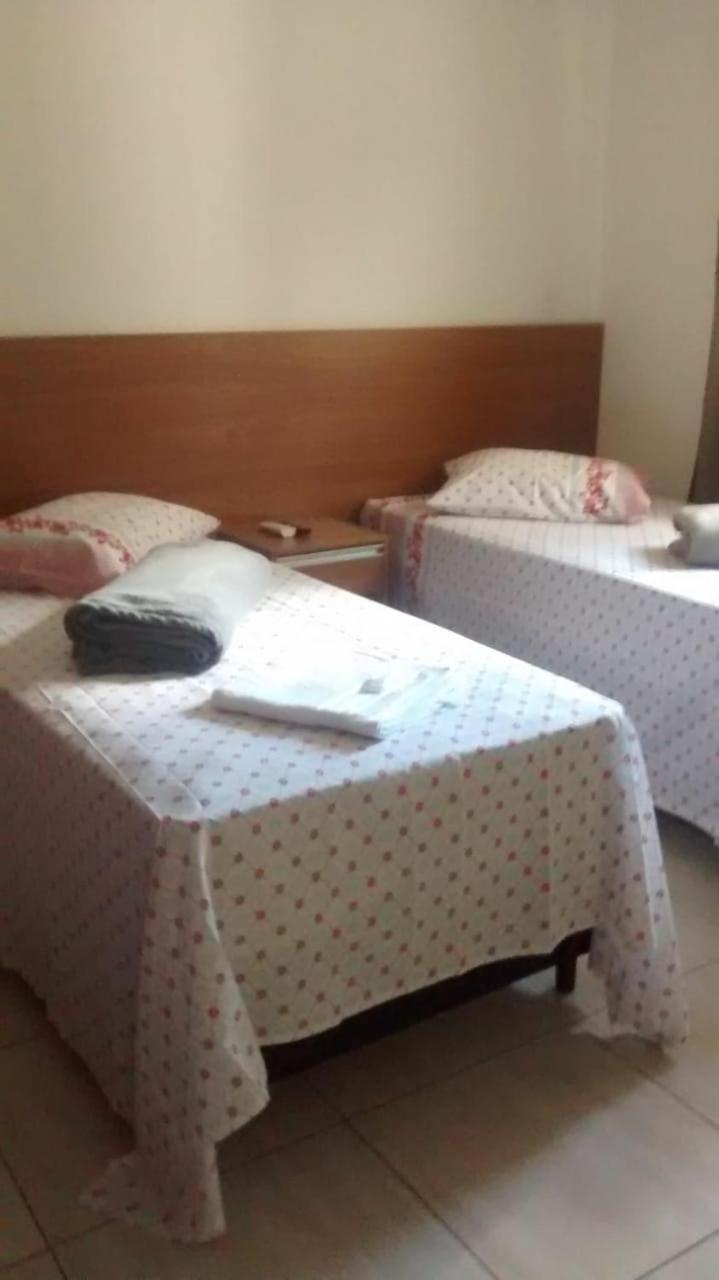 Hospedagem Oliveira Vaz Lobo Apartment Mococa Bagian luar foto